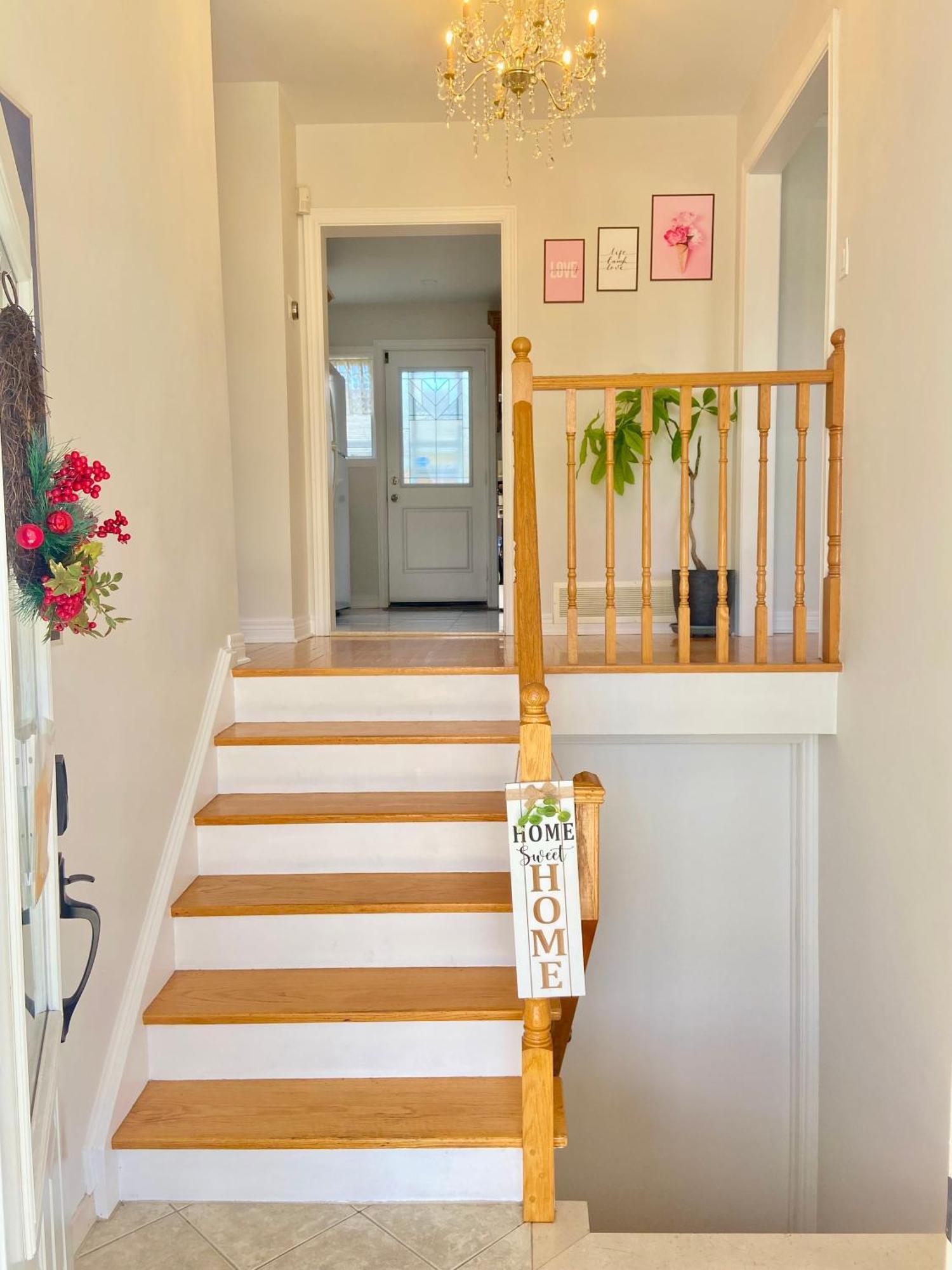 מלון Sunny House - Main Floor, Free Parking, In טורונטו מראה חיצוני תמונה